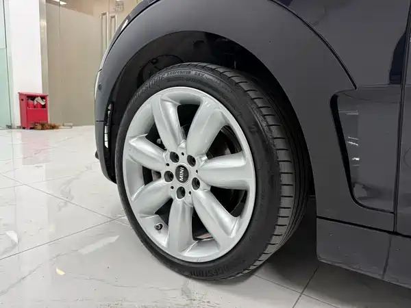 MINI Clubman 2023