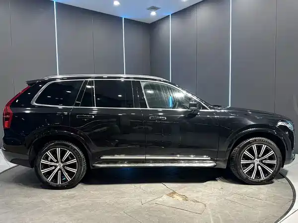 Volvo XC90 2022