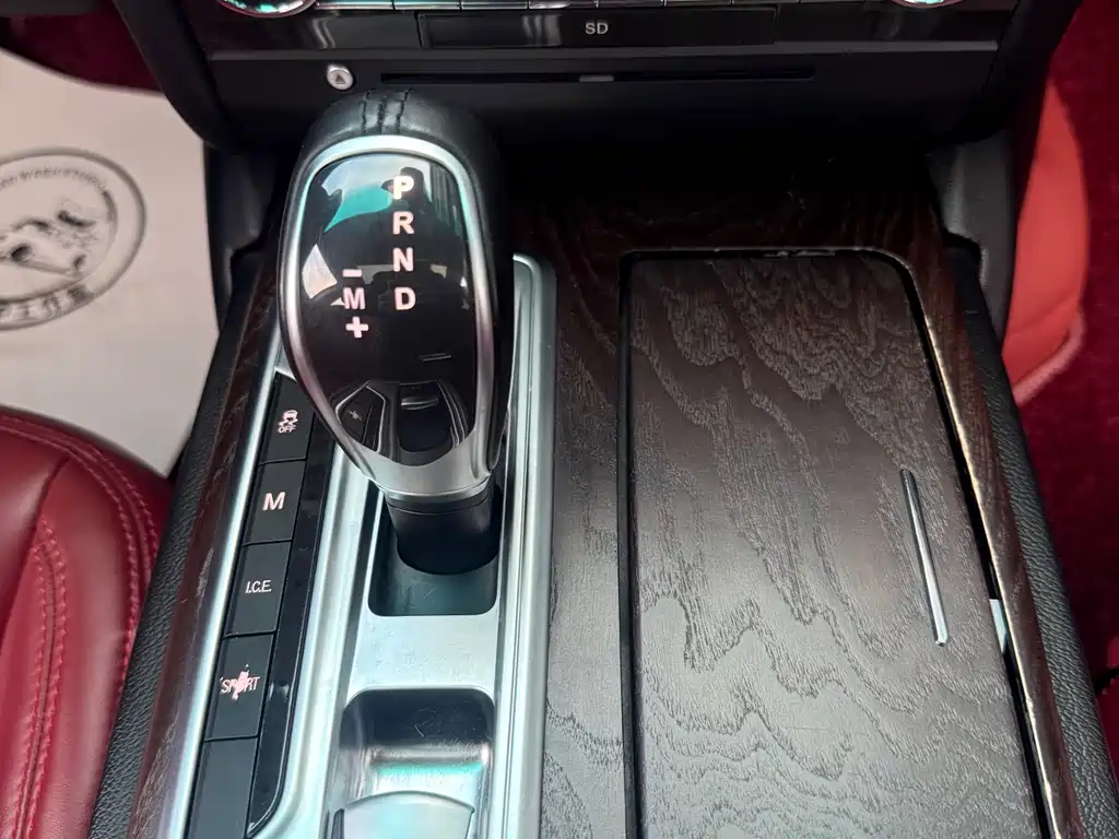 Maserati Ghibli 2015 — фото 14