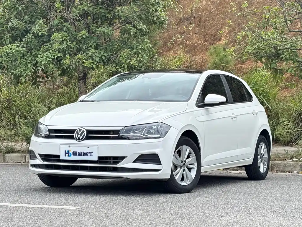 Volkswagen Polo 2021 — фото 1