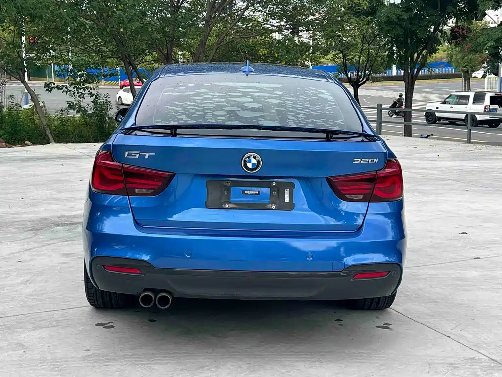 BMW 3 Series GT 2019 — фото 5