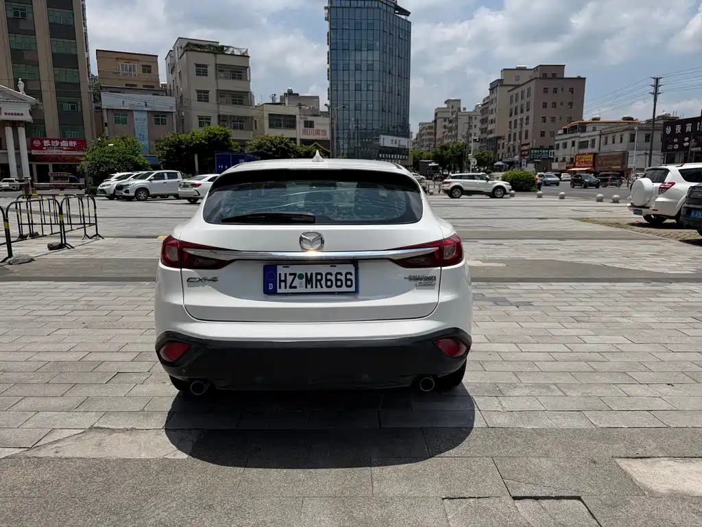 Mazda CX-4 2018