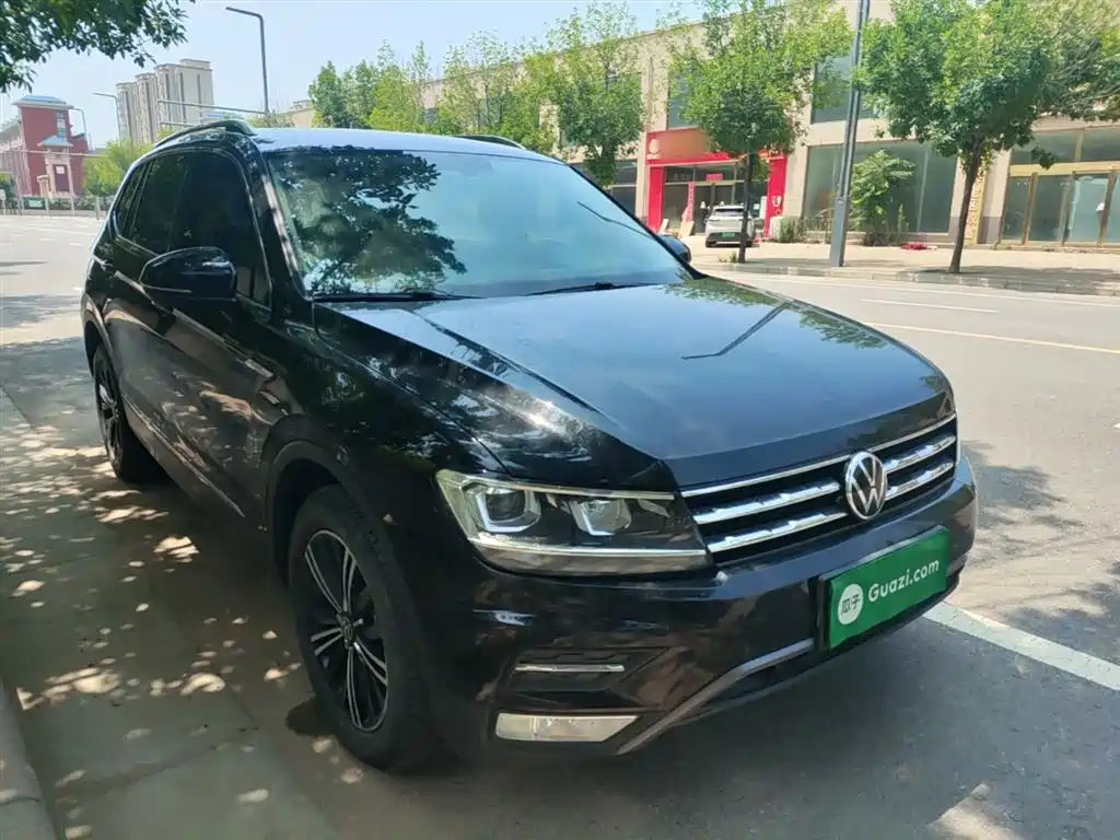 Volkswagen Tiguan L 2020 — фото 4