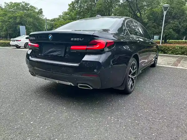 BMW 5 Series 2022