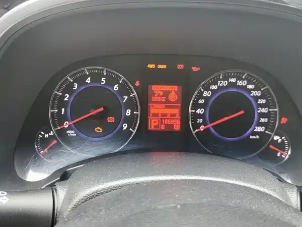 Infiniti FX 2012