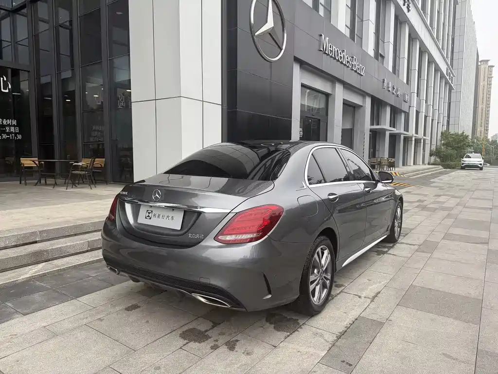 Mercedes-Benz C-Class 2018