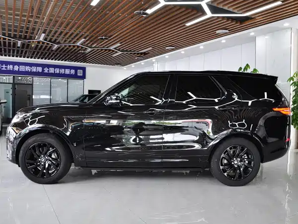 Land Rover Discovery 2021