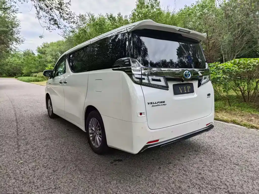 Toyota Vellfire 2020 — фото 9