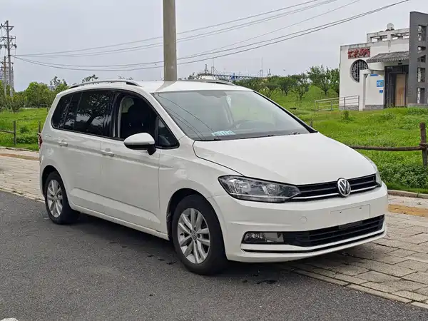 Volkswagen Touran 2016
