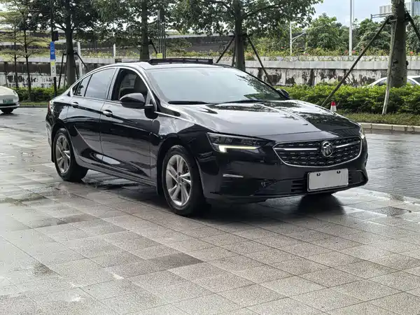 Buick Regal 2021