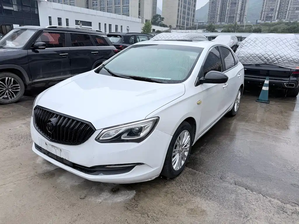 Buick Excelle 2017 — фото 1