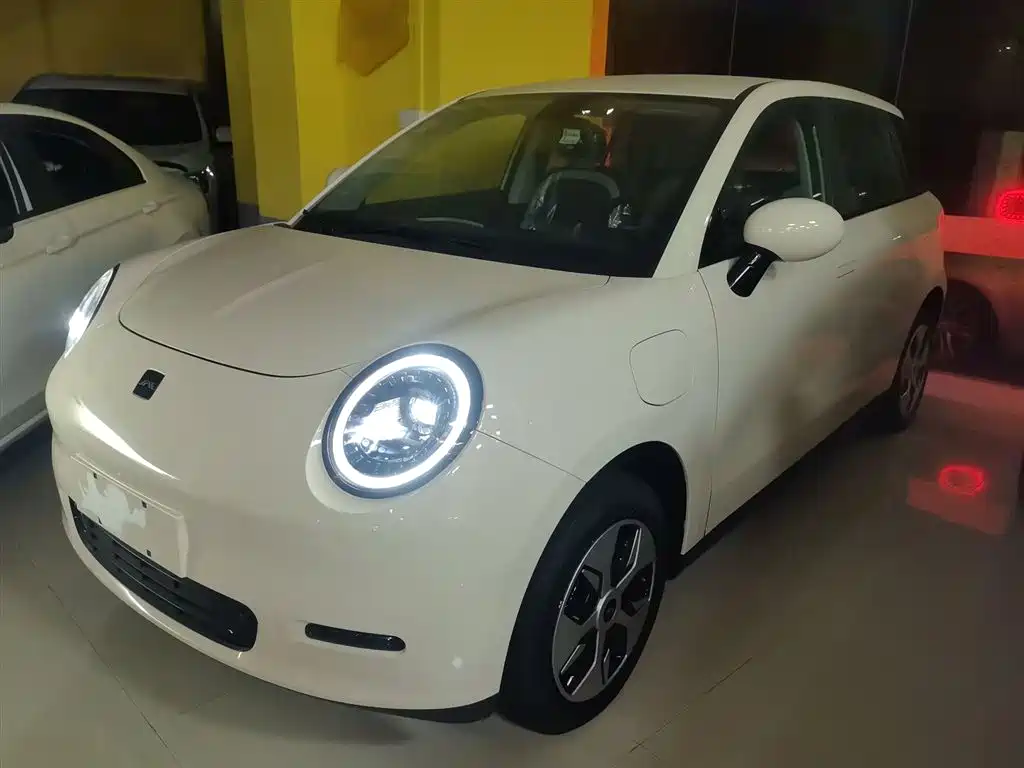 Yiwei 3 2025