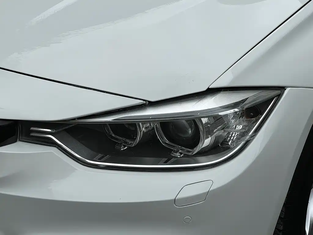 BMW 3 Series 2015 — фото 9