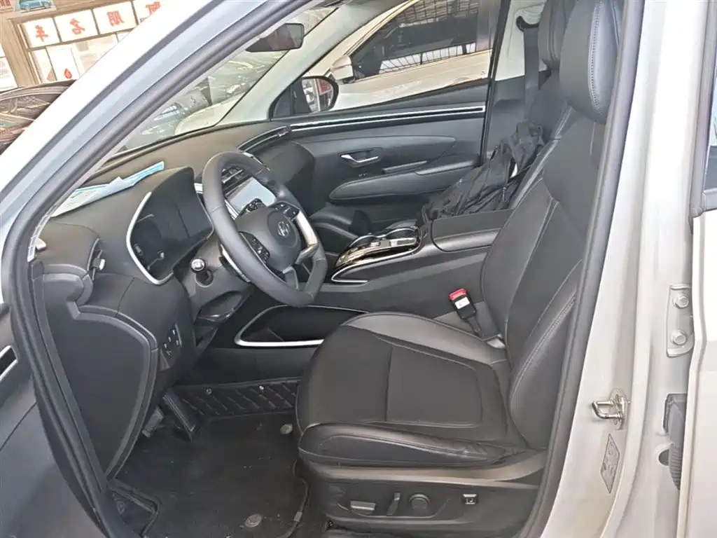 Hyundai Tucson 2024 — фото 15