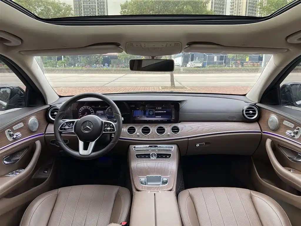 Mercedes-Benz E-Class 2019 — фото 5