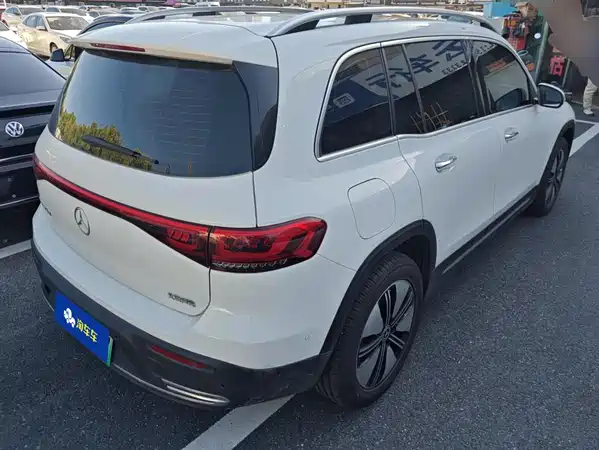 Mercedes-Benz EQB 2023