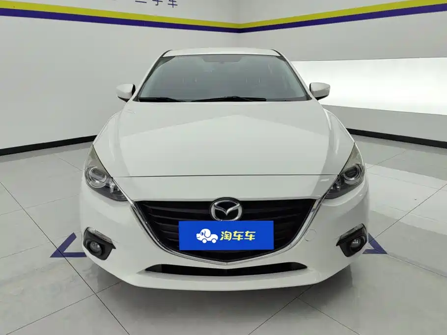 Mazda 3 Axela 2016