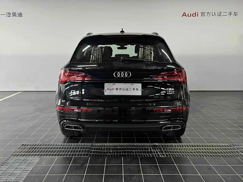 Audi Q5L 2024 — фото 14