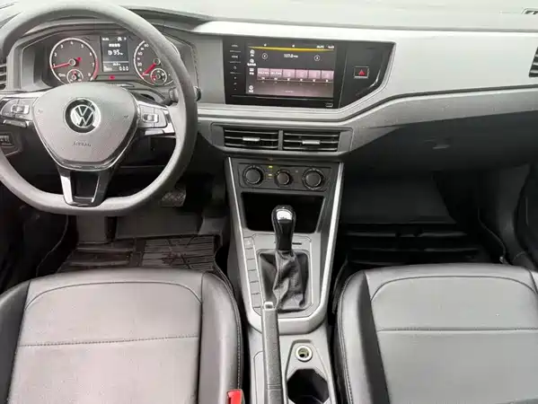 Volkswagen Polo 2021