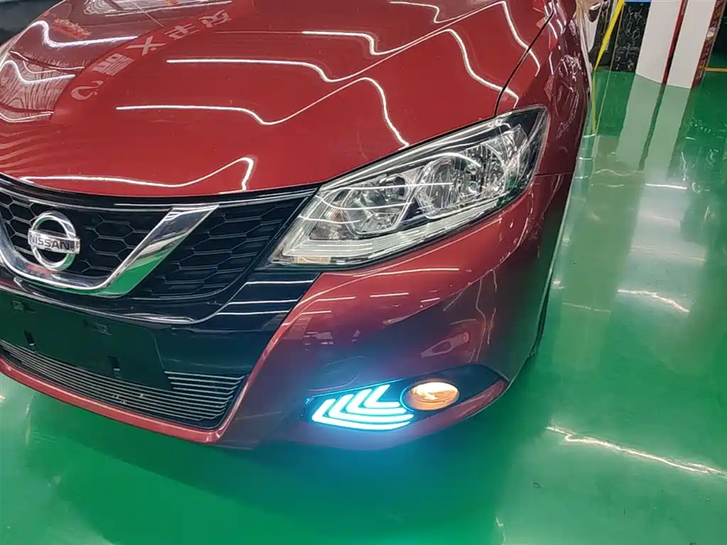 Nissan Tiida 2016 — фото 24