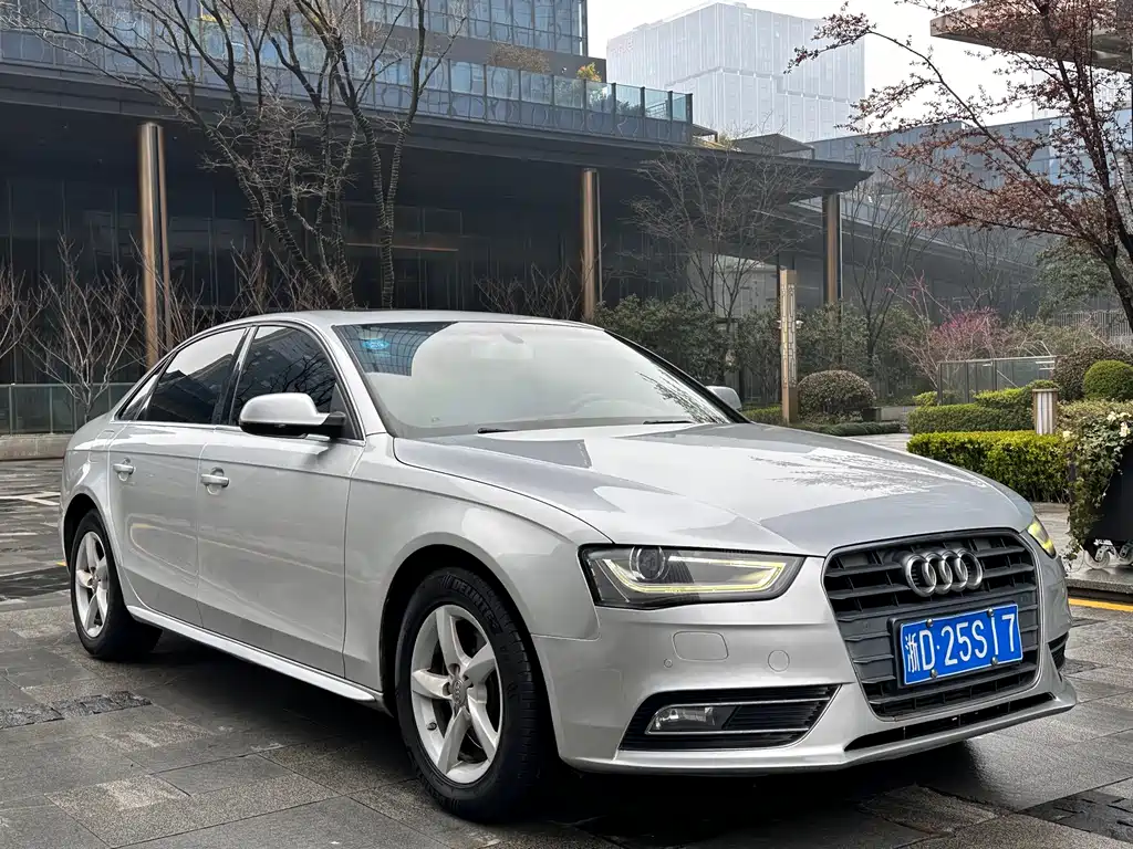 Audi A4L 2015 — фото 3