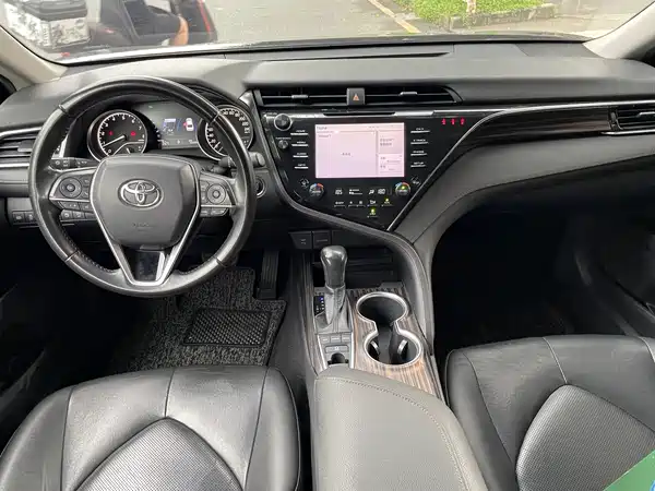 Toyota Camry 2018