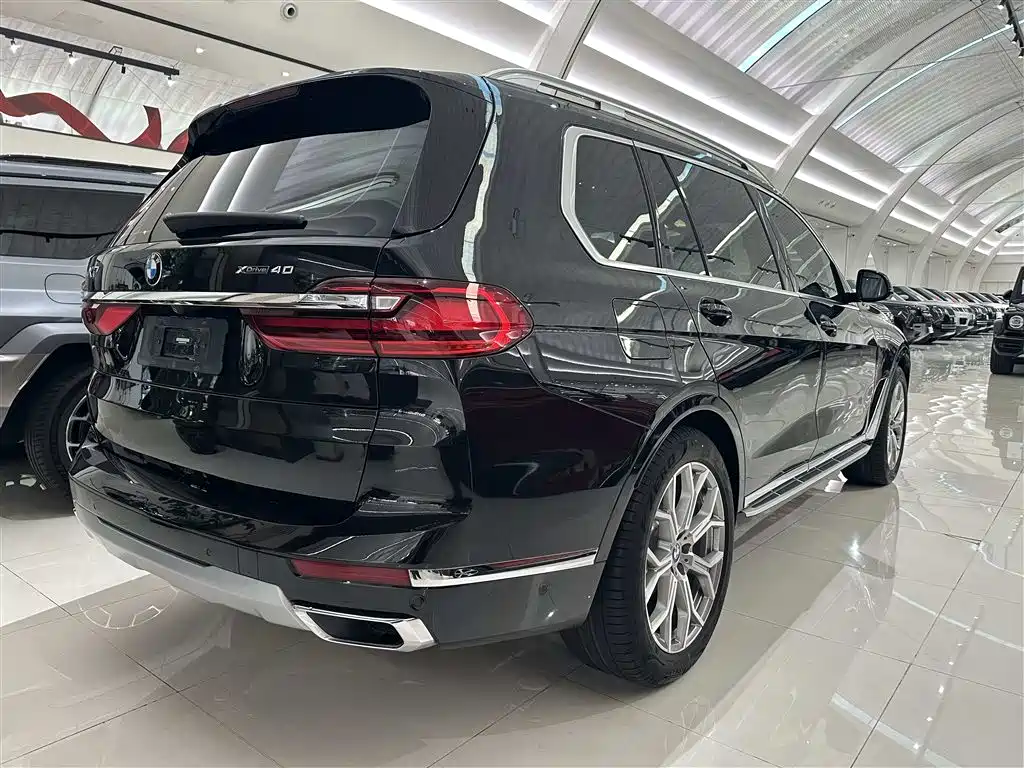 BMW X7 2022 — фото 23