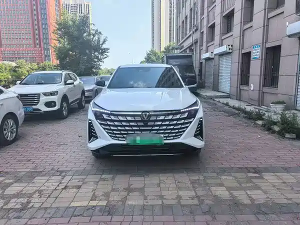 Changan UNI-Z New Energy 2025