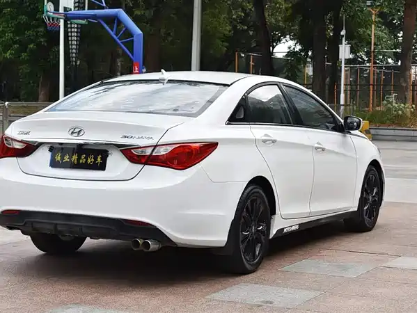 Hyundai Sonata 2012