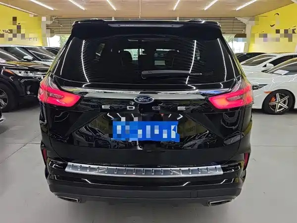 Ford Edge 2021