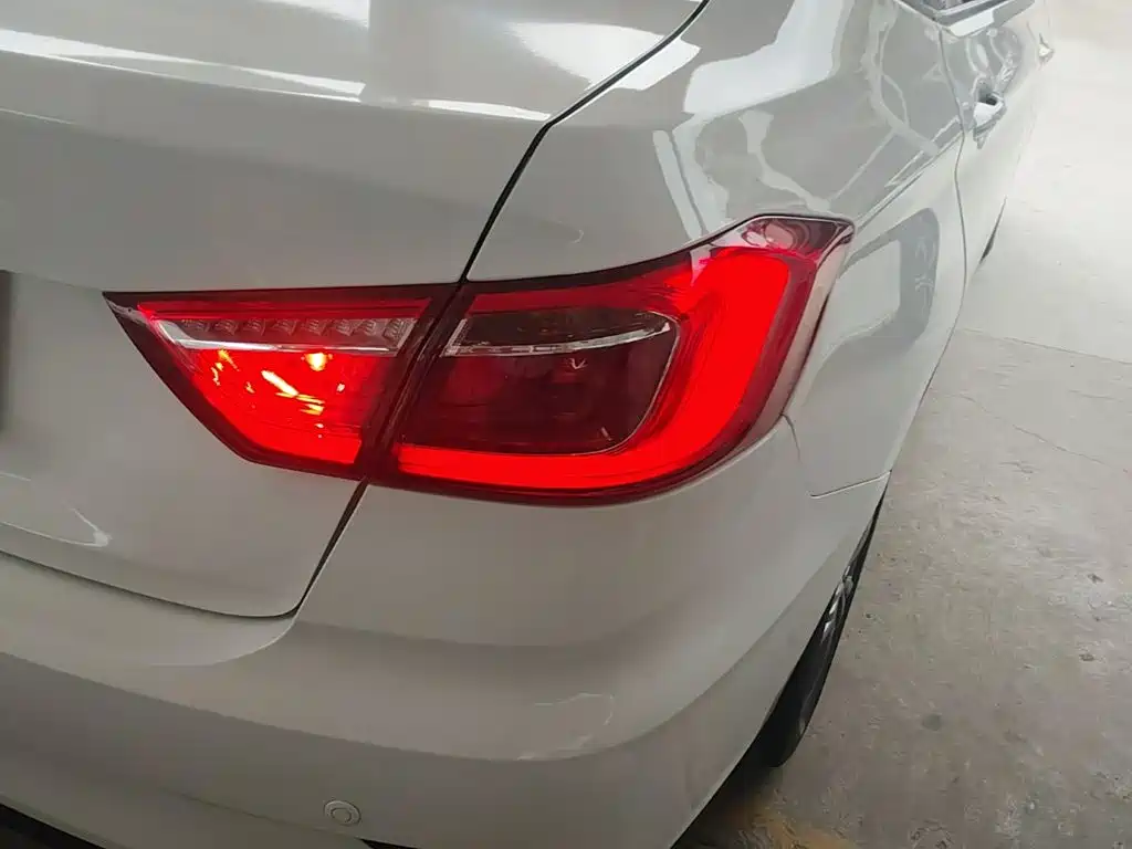 Changan Eado DT 2020 — фото 8