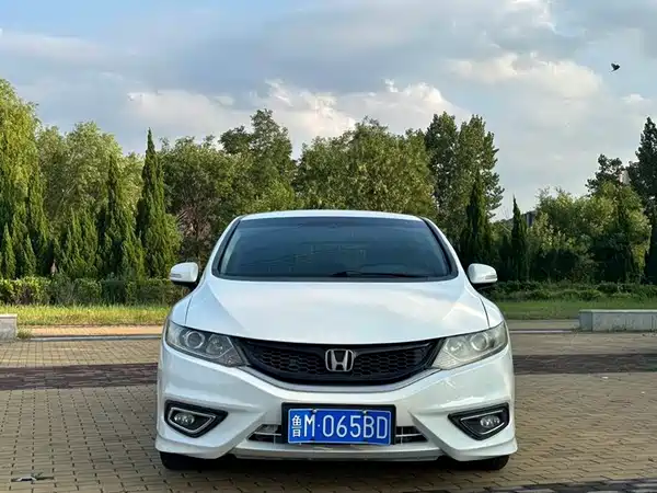 Honda Jade 2013