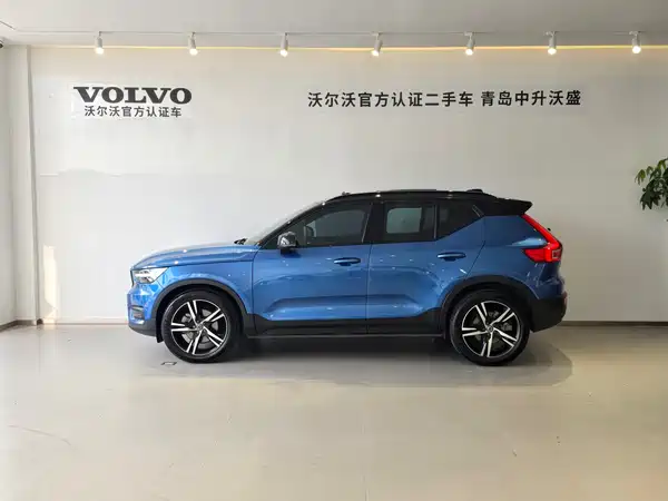 Volvo XC40 2021