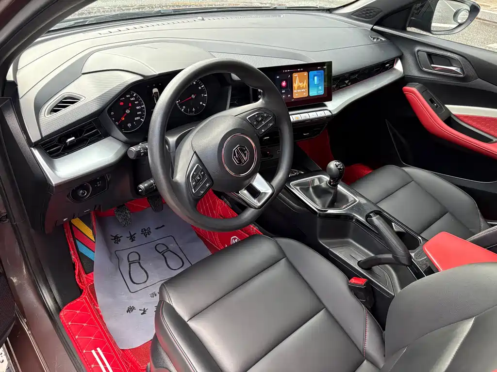 MG MG5 2021