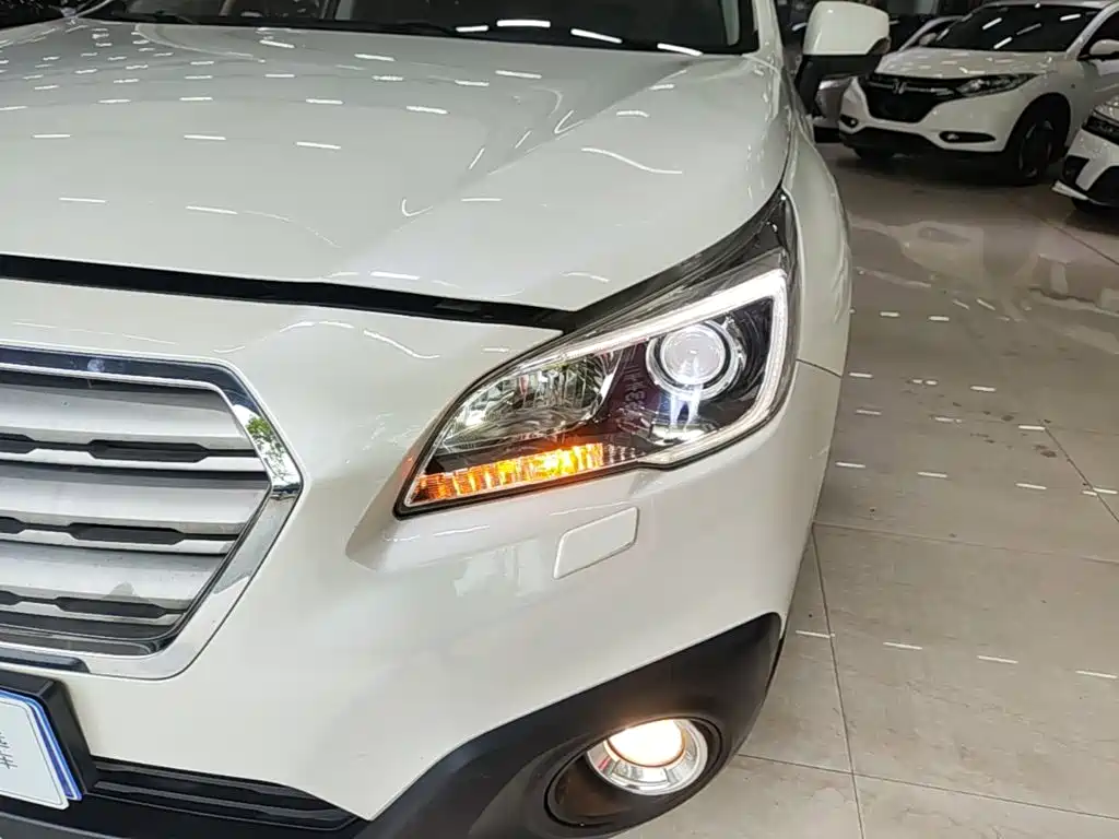 Subaru Outback 2018 — фото 24