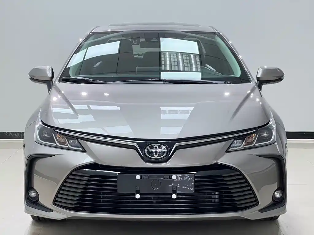 Toyota Corolla 2022 — фото 2