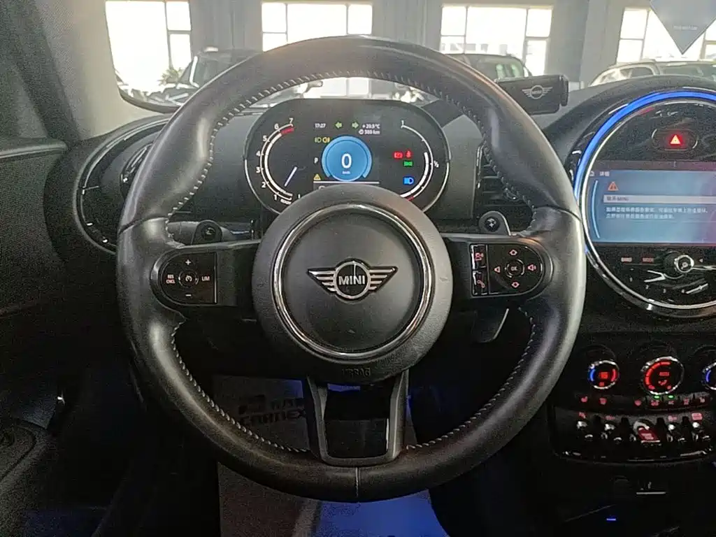 MINI Clubman 2022 — фото 11
