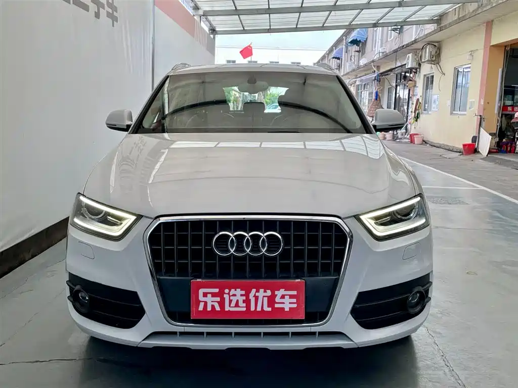Audi Q3 2016 — фото 2