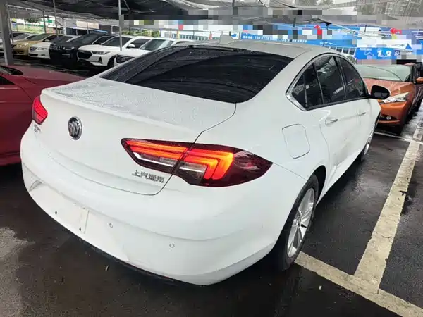Buick Regal 2018