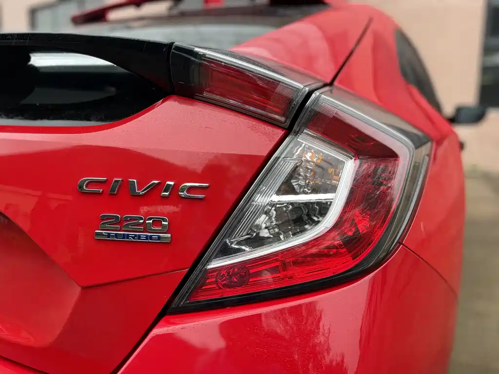 Honda Civic 2020 — фото 18