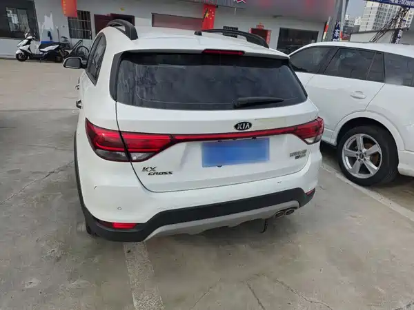 Kia KX CROSS 2017