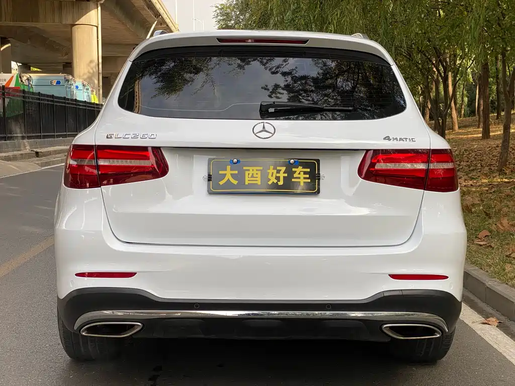 Mercedes-Benz GLC 2018 — фото 8
