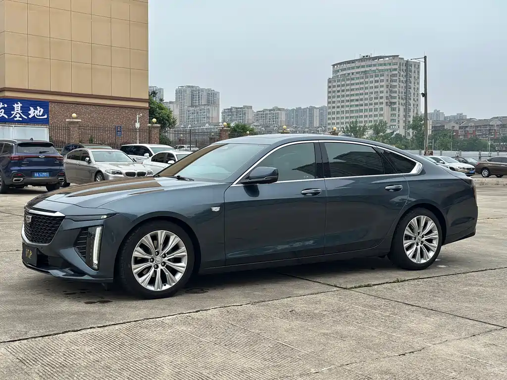 Cadillac CT6 2023 — фото 1