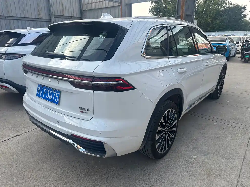 Geely Xingyue L 2025 — фото 9