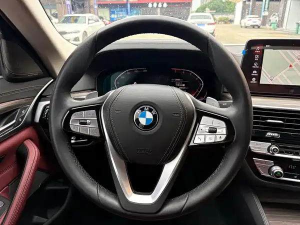 BMW 5 Series 2023