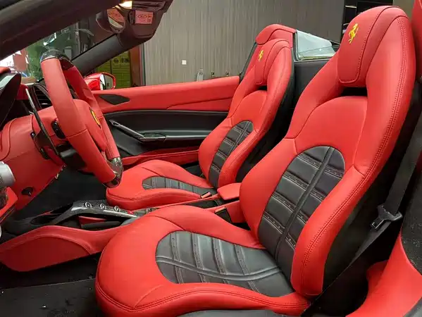 Ferrari 488 2016