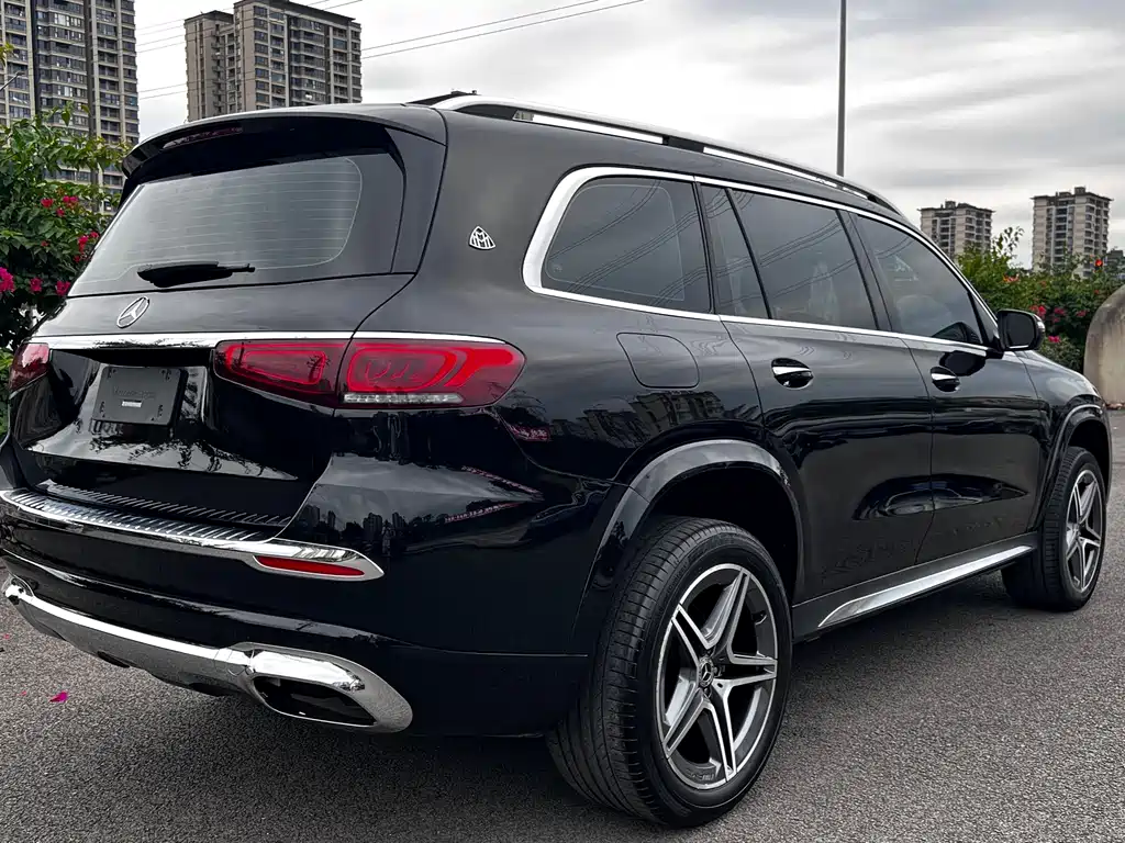 Mercedes-Benz GLS 2023