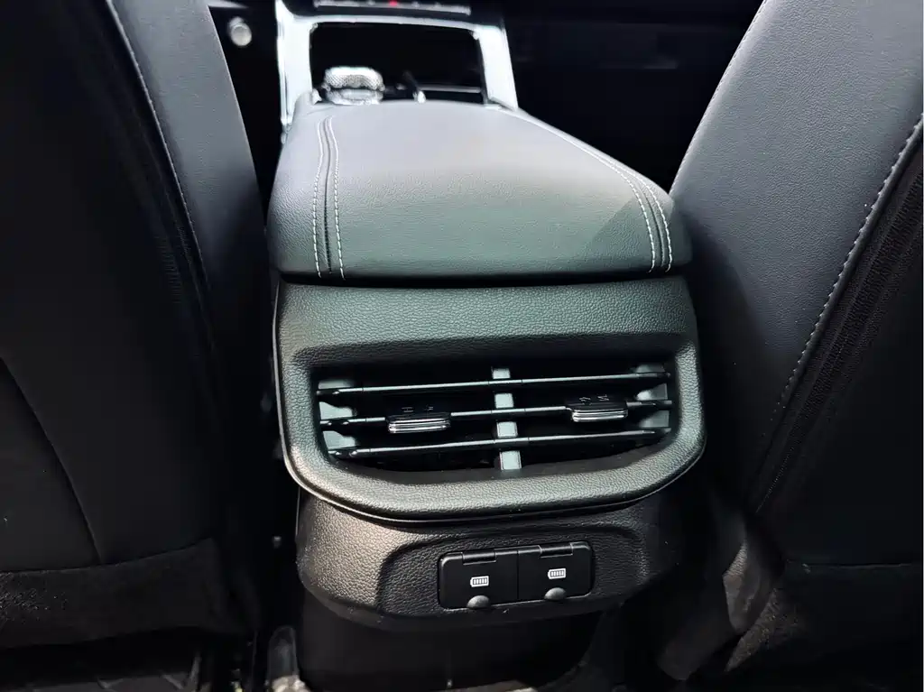 Haval H6 2023 — фото 17