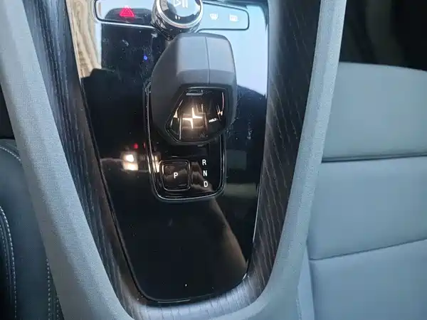 Polestar 2 2023