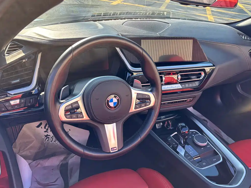 BMW Z4 2023 — фото 9
